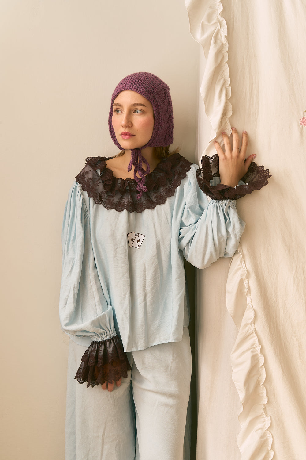 Lune Bonnet Black Fig