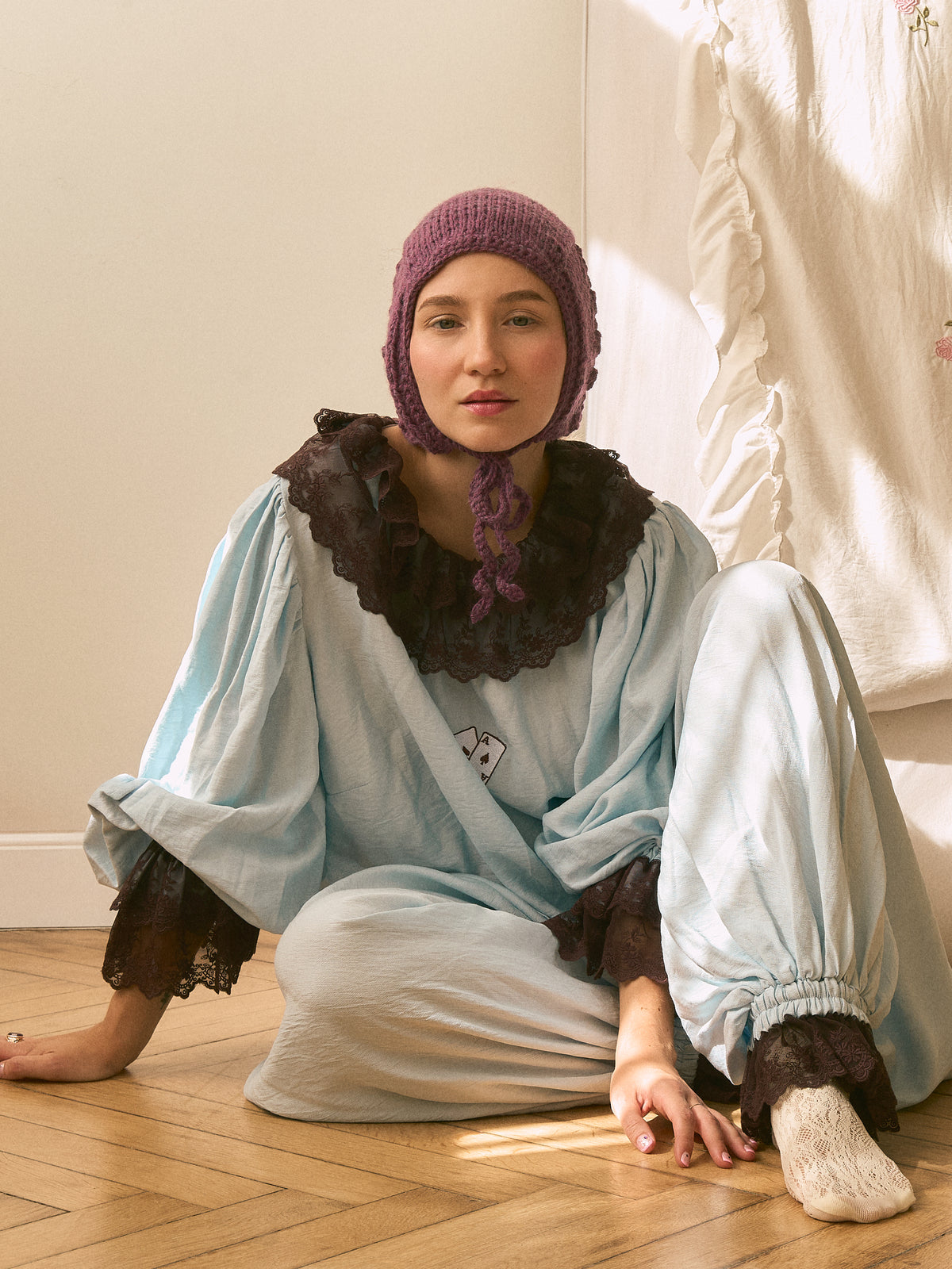 Lune Bonnet Black Fig